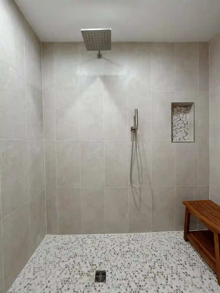 Photo 4 of Single family home for sale at 2885 Burlawn Pkwy, Brookfield, WI 53005 | MLS# 1983987 | Listing updated on 2026-10-09
