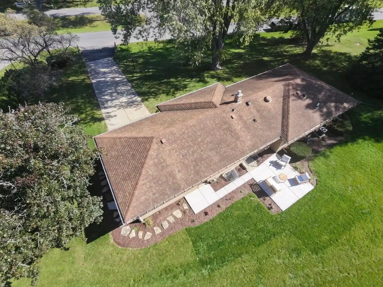 Photo 28 of Sale Pending at 2885 Burlawn Pkwy, Brookfield, WI 53005 | MLS# 1983987 | Listing updated on 2026-10-23