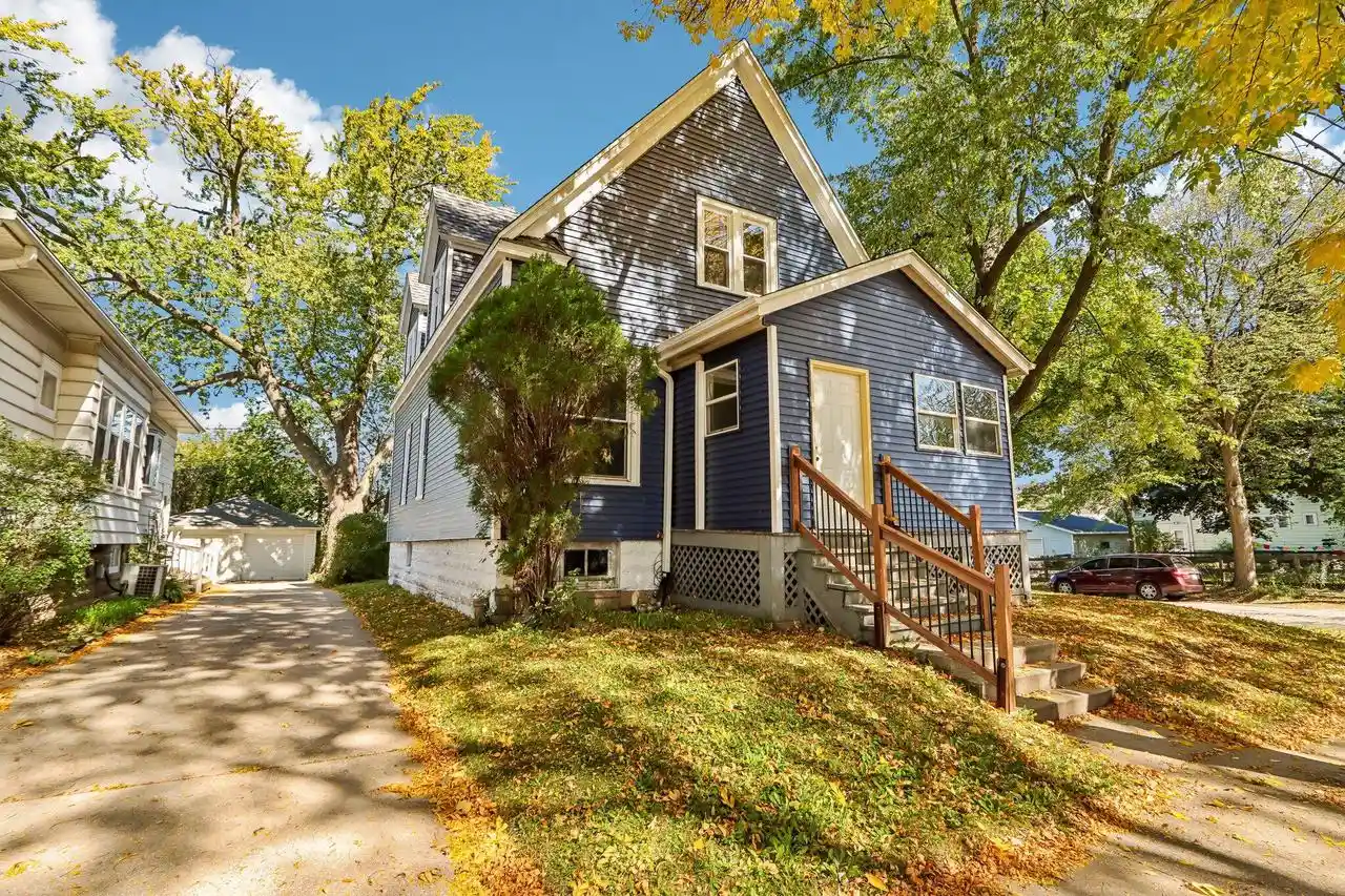 Multi family home for sale at 5902 W Park Hl Ave, Milwaukee, WI 53213 | MLS# 1983989