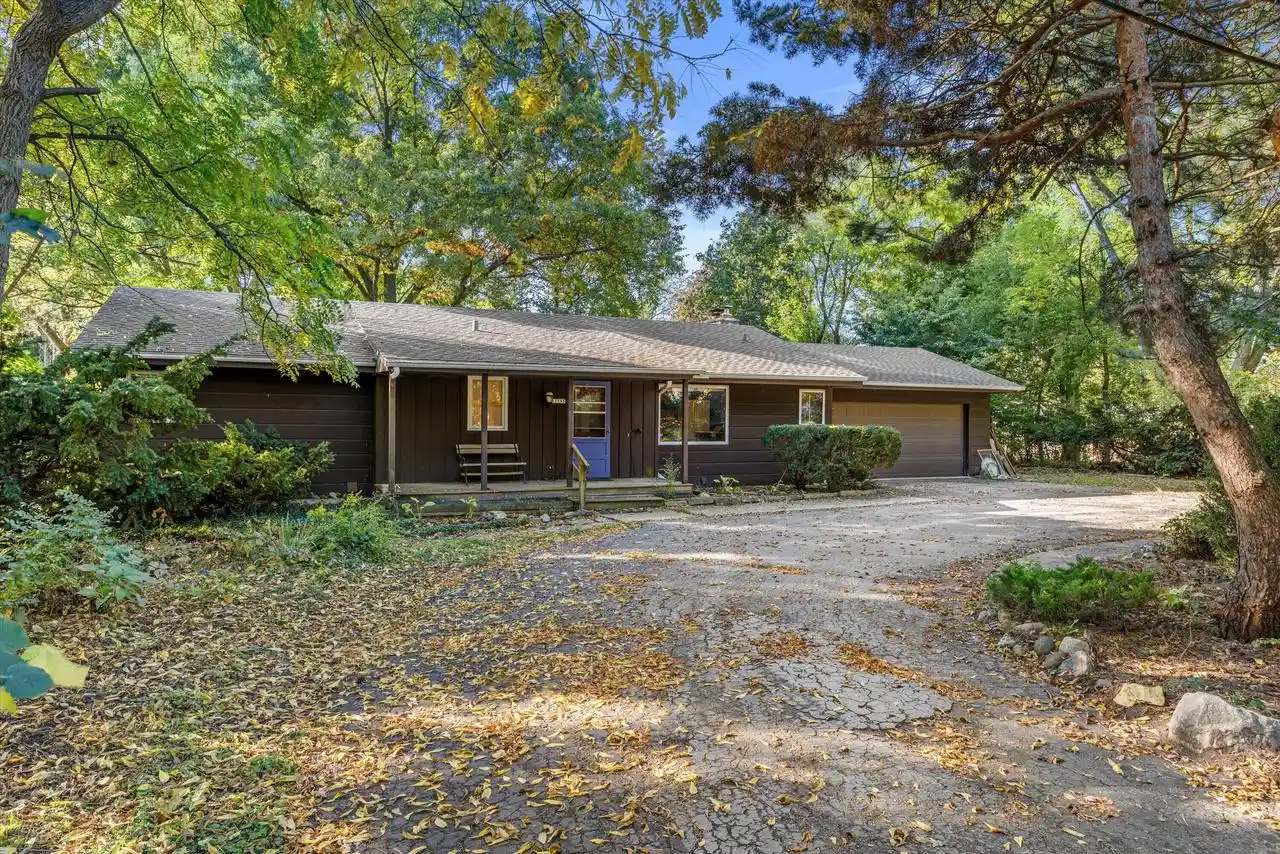 Photo 1 of Single family home for sale at 11595 W Edgerton Ave, Hales Corners, WI 53130 | MLS# 1983990 | Listing updated on 2026-10-09