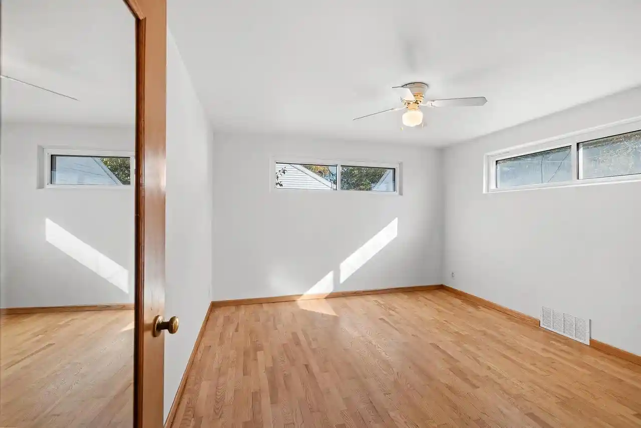 Photo 4 of Single family home for sale at 1408 N Wayne St, Appleton, WI 54911 | MLS# 50334019 | Listing updated on 2026-10-08
