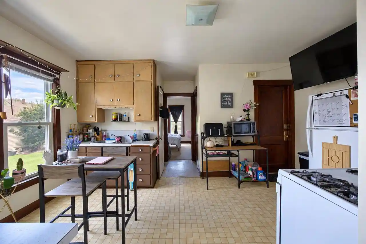 Photo 4 of Multi family home for sale at 1115 S 15th Street, Manitowoc, WI 54220 | MLS# 50334014 | Listing updated on 2026-10-08