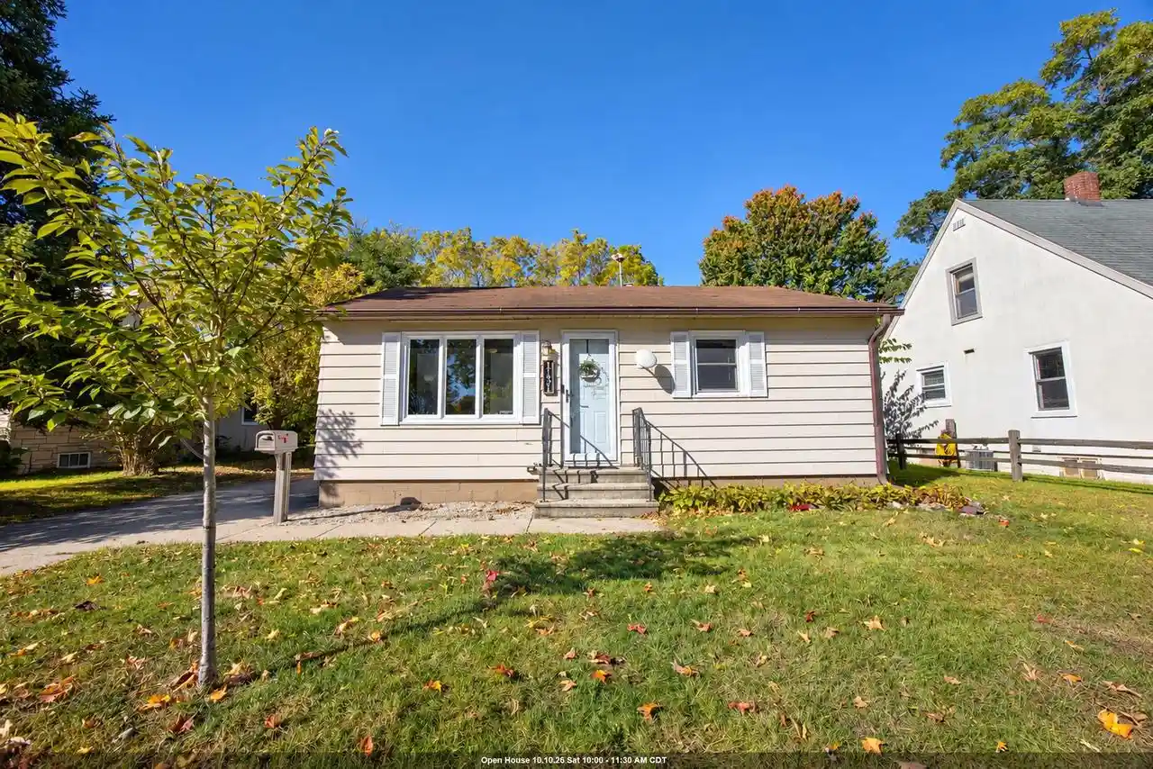 Single family home for sale at 1131 S Franklin St, Shawano, WI 54166 | MLS# 50334025