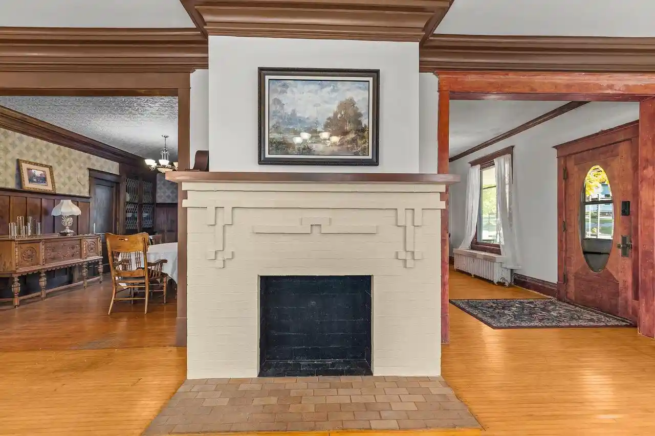 Photo 3 of Single family home for sale at 133 N Wisconsin St, Berlin, WI 54923 | MLS# 50334032 | Listing updated on 2026-10-08