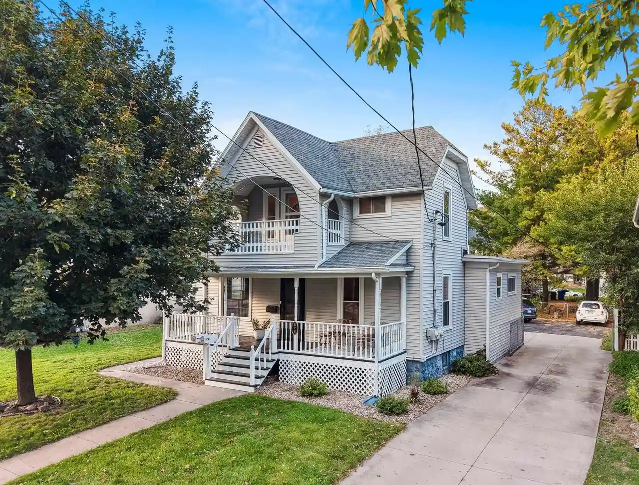 Photo 1 of Multi family home for sale at 826 W 4th Street, Appleton, WI 54914 | MLS# 50334024 | Listing updated on 2026-10-08