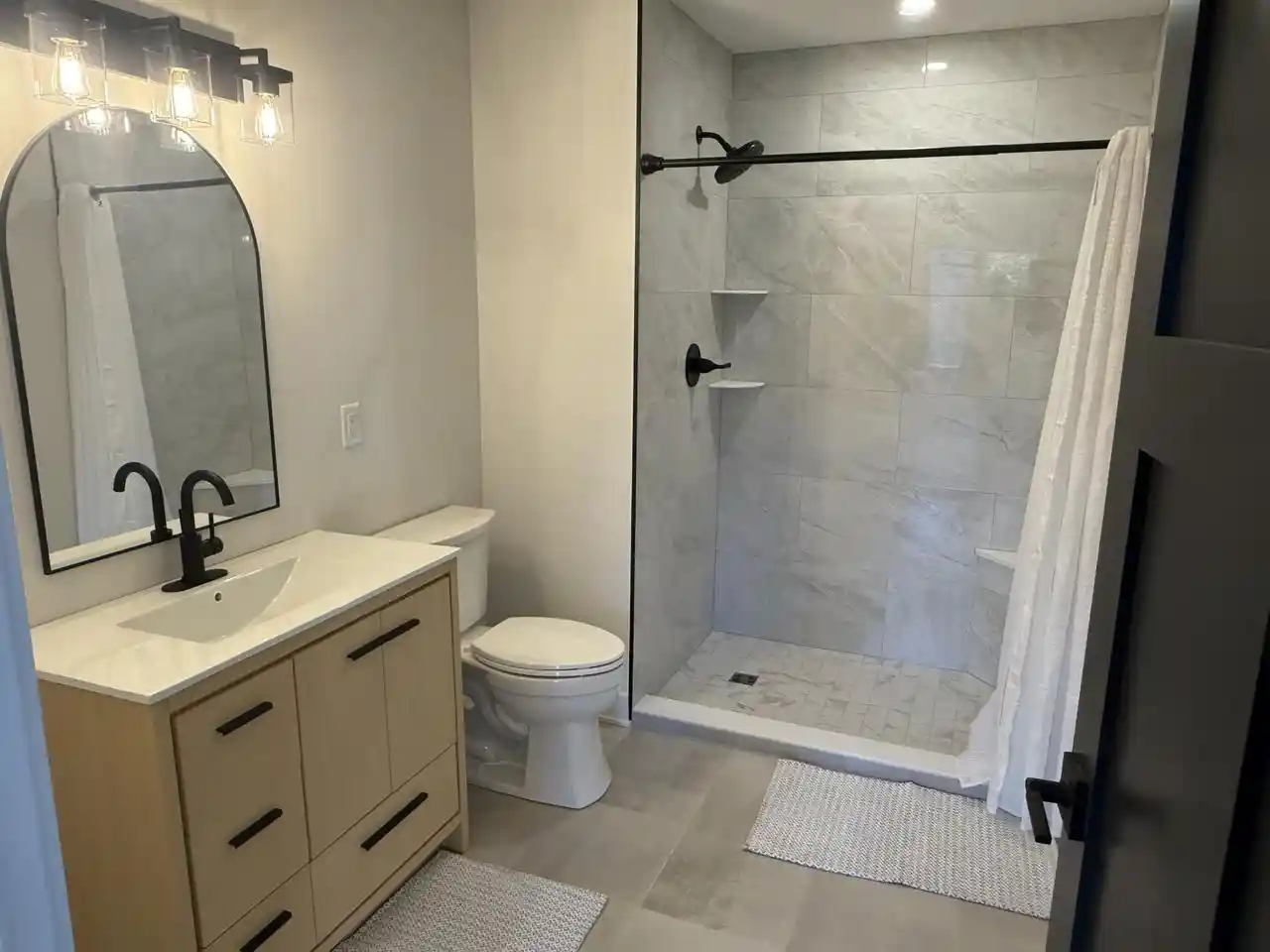 Photo 4 of Single family home for sale at W256s4530 Shadow Ridge Dr, Waukesha, WI 53189 | MLS# 1984007 | Listing updated on 2026-10-28