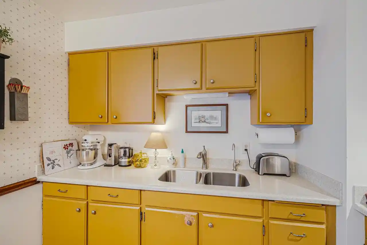Photo 1 of Single family home for sale at 1335 Clairville Rd, Oshkosh, WI 54904 | MLS# 50334039 | Listing updated on 2026-10-08