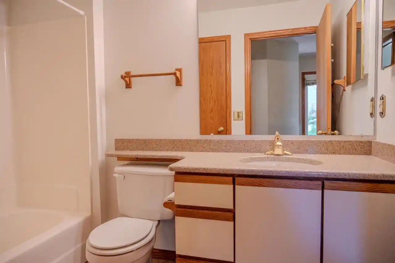 Listing Photo 5 - Condo for sale in building located at W5136 N Osprey Dr, New Lisbon, WI 53950 - Unit #18