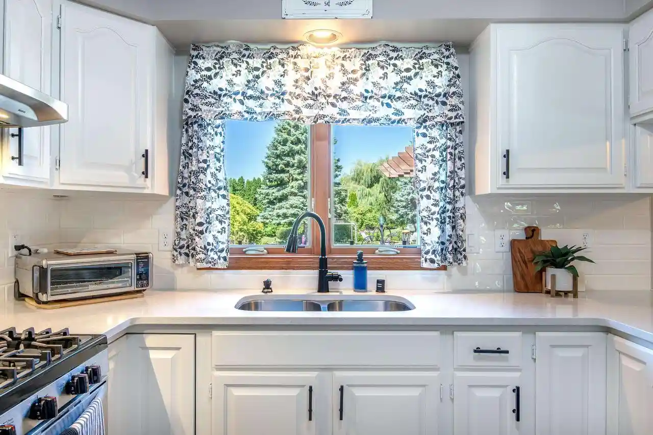 Photo 4 of Single family home for sale at 1267 Snowdon Dr, Oshkosh, WI 54904 | MLS# 50334040 | Listing updated on 2026-10-08
