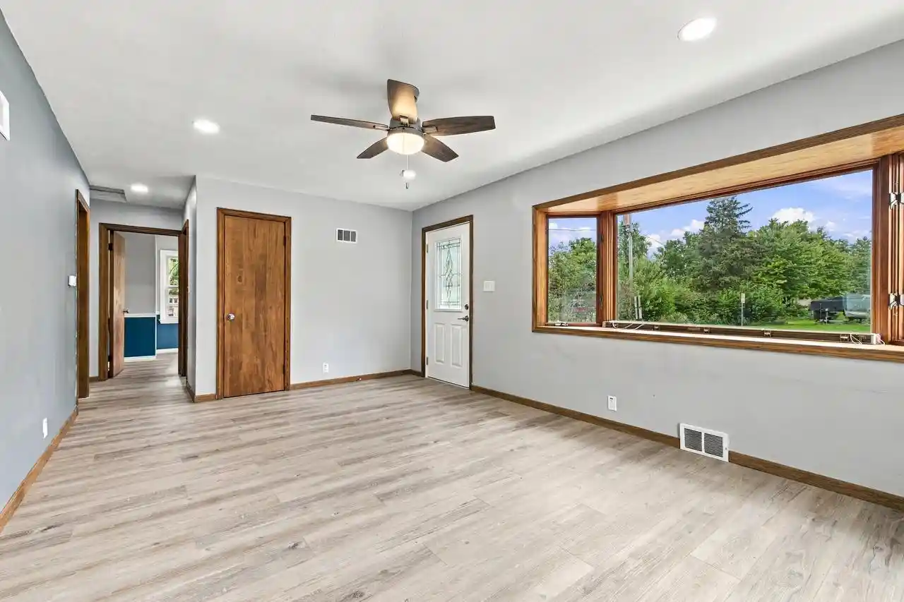 Photo 3 of Single family home for sale at W190s7635 Circle Dr, Muskego, WI 53150 | MLS# 1984018 | Listing updated on 2026-10-09