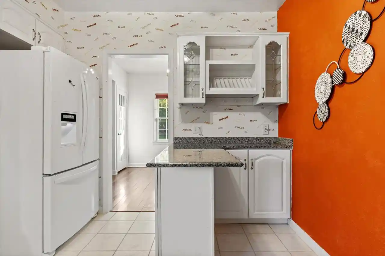 Photo 4 of Single family home for sale at 4430 W Manitoba St, Milwaukee, WI 53219 | MLS# 1984021 | Listing updated on 2026-10-08
