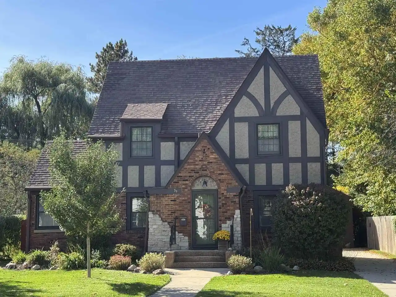 Photo 1 of Single family home for sale at 54 S Blackhawk Dr, Janesville, WI 53545 | MLS# 2034325 | Listing updated on 2026-10-08