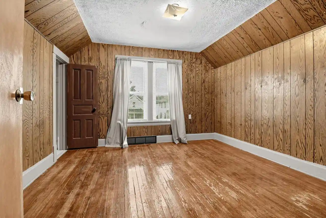 Photo 4 of Multi family home for sale at 2220 54th Street, Kenosha, WI 53140 | MLS# 1984035 | Listing updated on 2026-10-09