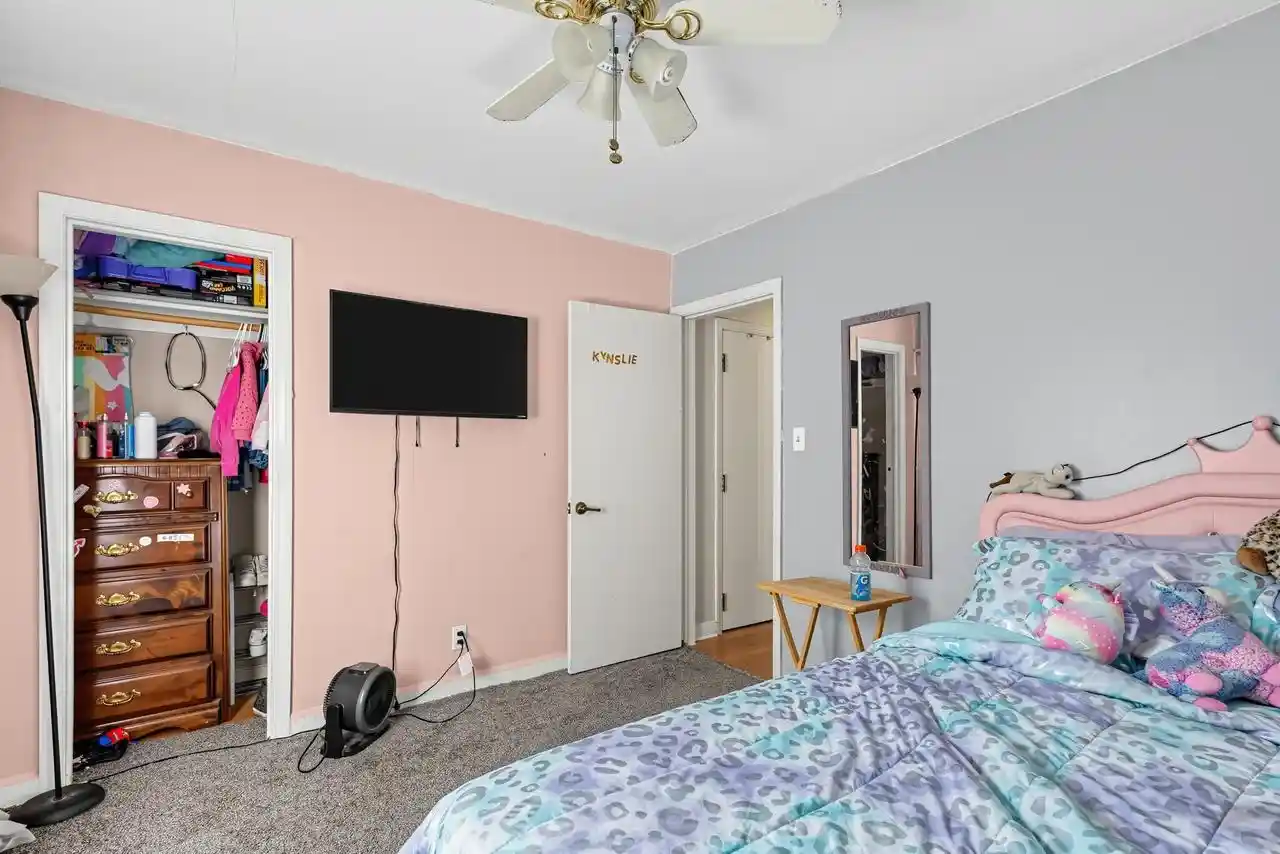 Photo 4 of Single family home for sale at 8340 W Fond Du Lac Ave, Milwaukee, WI 53218 | MLS# 1984034 | Listing updated on 2026-10-08