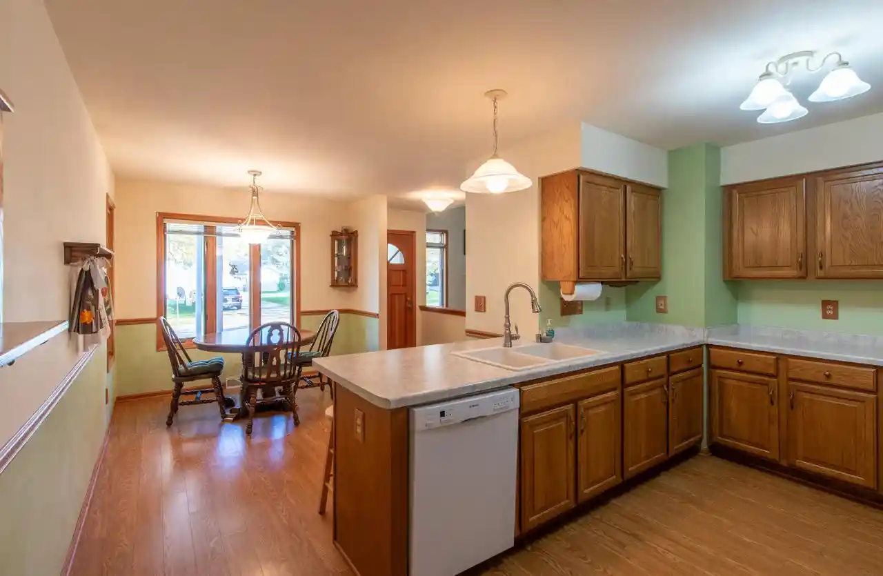 Photo 4 of Condo for sale at 2021 Wolf Rd, Waukesha, WI 53186 | MLS# 1984036 | Listing updated on 2026-10-09