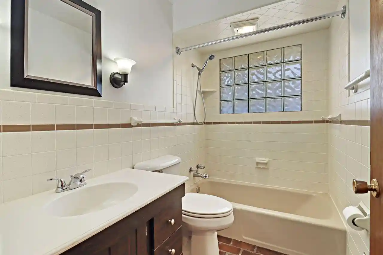 Photo 4 of Single family home for sale at 1912 35th Place, Kenosha, WI 53140 | MLS# 1984046 | Listing updated on 2026-10-09
