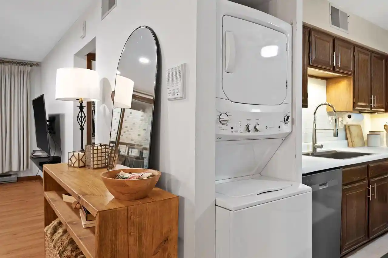 Photo 2 of Condo for sale at 1818 E Shorewood Blvd #211, Milwaukee, WI 53211 | MLS# 1984050 | Listing updated on 2026-10-09