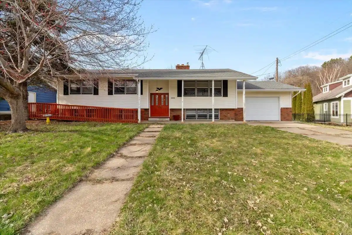 Single family home for sale at W5906 Valley Pkwy, La Crosse, WI 54601 | MLS# 1984051