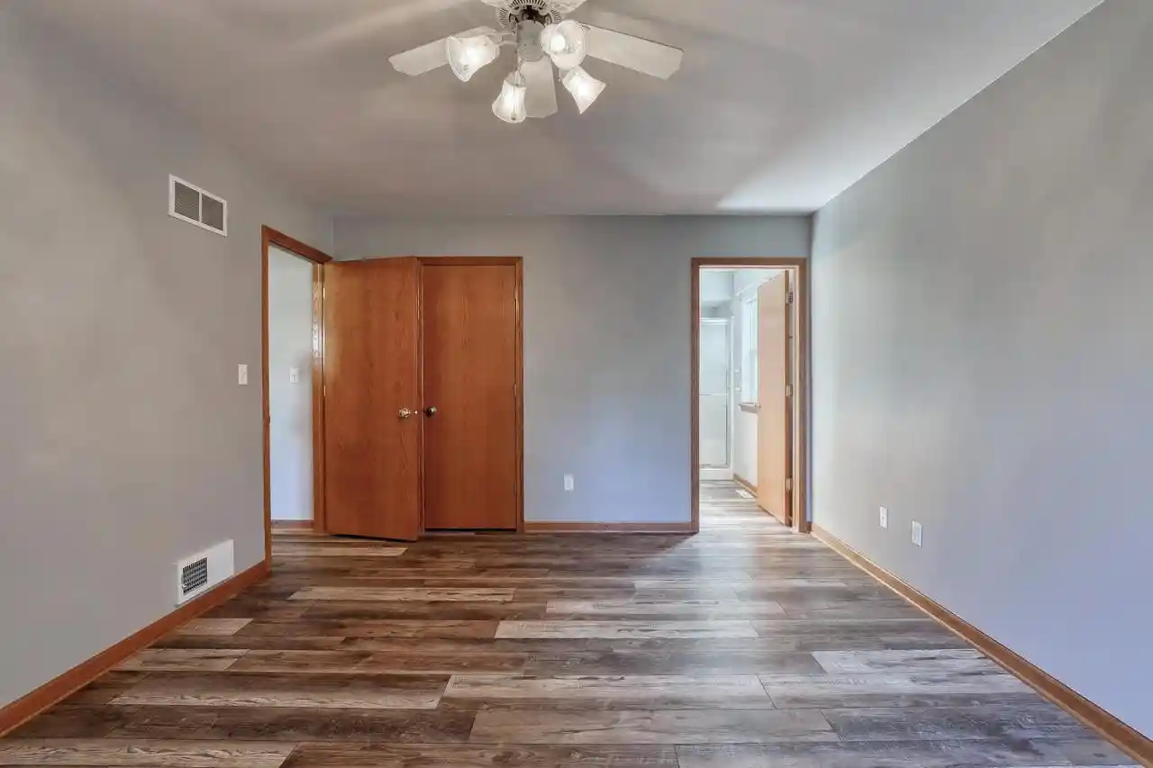 Photo 3 of Single family home for sale at 419 Majeskie Dr, Pewaukee, WI 53072 | MLS# 1984059 | Listing updated on 2026-10-10