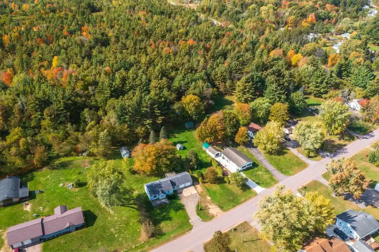 Photo 4 of Single family home for sale at 5161 Reddin Rd, Wisconsin Rapids, WI 54495 | MLS# 22605050 | Listing updated on 2026-10-08