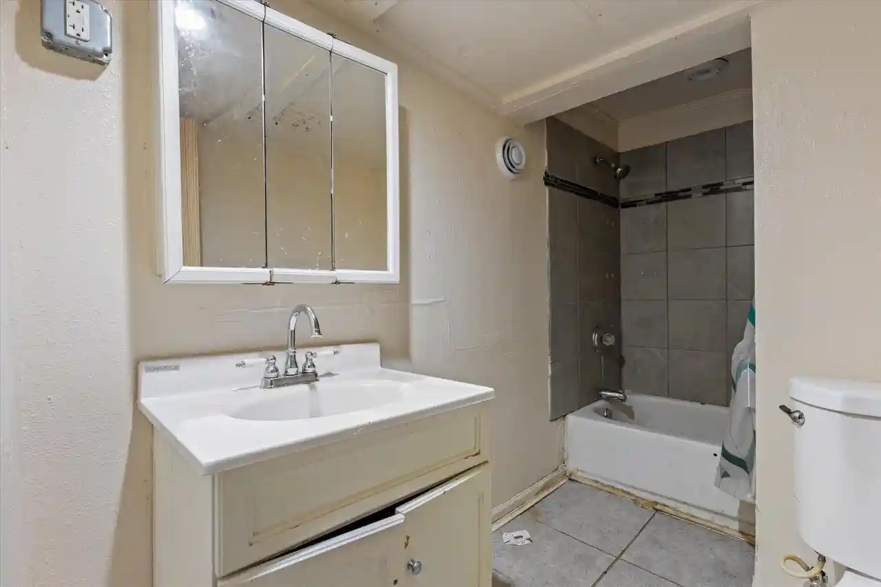 Photo 2 of Multi family home for sale at 2478 S 5th Place, Milwaukee, WI 53207 | MLS# 1984068 | Listing updated on 2026-10-09
