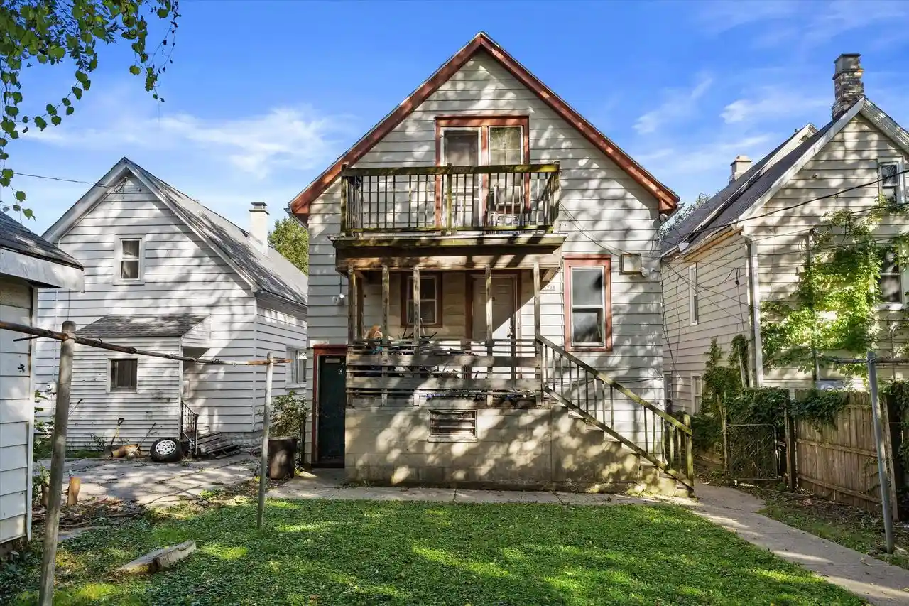 Photo 4 of Multi family home for sale at 2479 S 5th Street, Milwaukee, WI 53207 | MLS# 1984069 | Listing updated on 2026-10-09