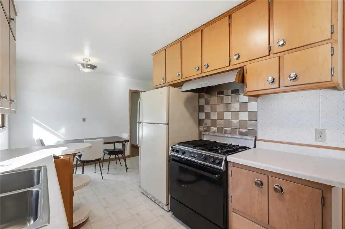 Photo 2 of Single family home for sale at 554 W Church St, Belleville, WI 53508 | MLS# 2034330 | Listing updated on 2026-10-09