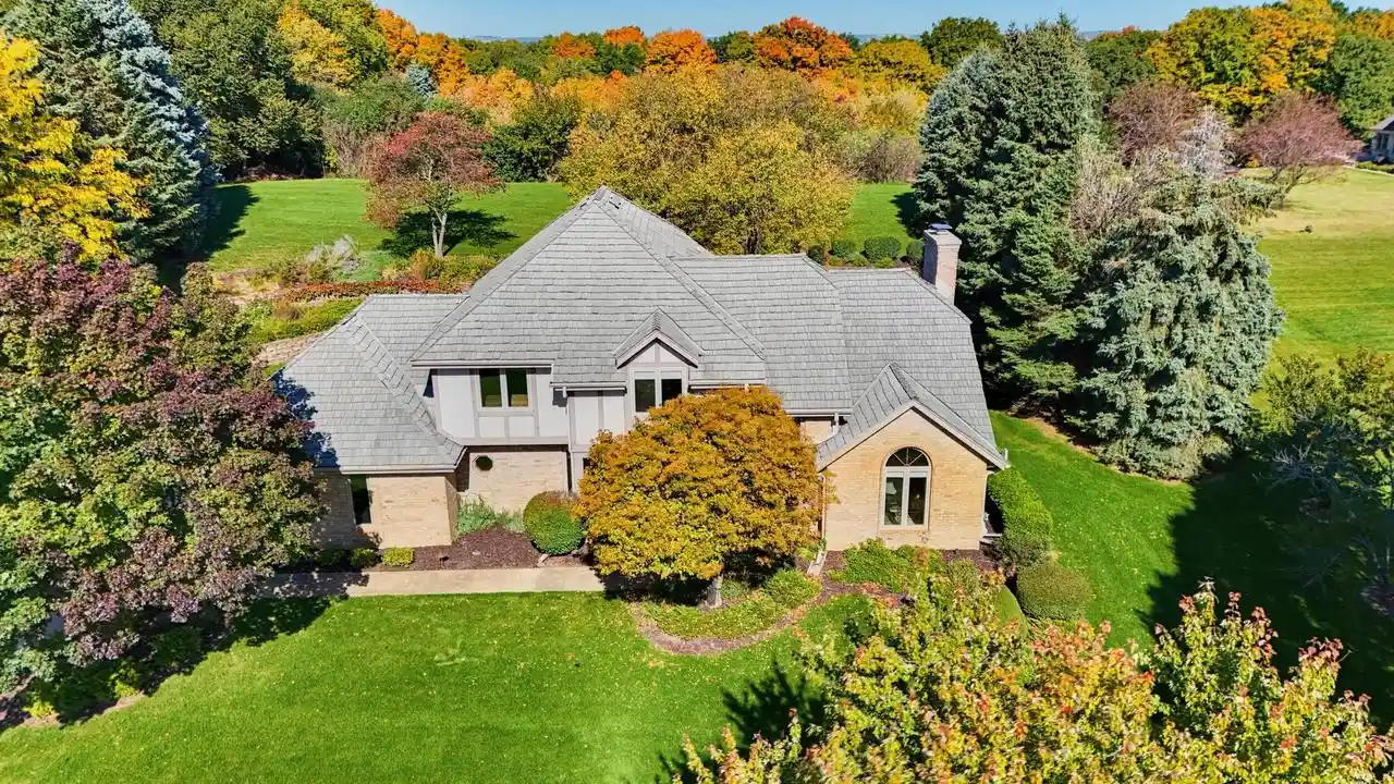 Photo 1 of Single family home for sale at S60w24120 Red Wing Dr, Waukesha, WI 53189 | MLS# 1984079 | Listing updated on 2026-10-26