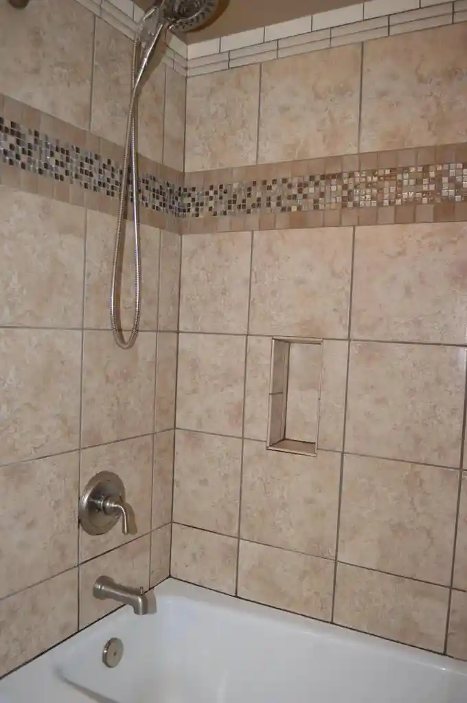Photo 4 of Single family home for sale at 404 Willow Ln, South Milwaukee, WI 53172 | MLS# 1984088 | Listing updated on 2026-10-09