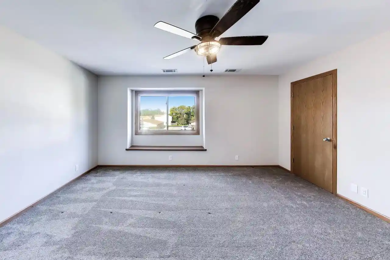 Listing Photo 5 - Condo for sale in building located at 5600 Cambridge Ln, Mt. Pleasant, WI 53406 - Unit #8