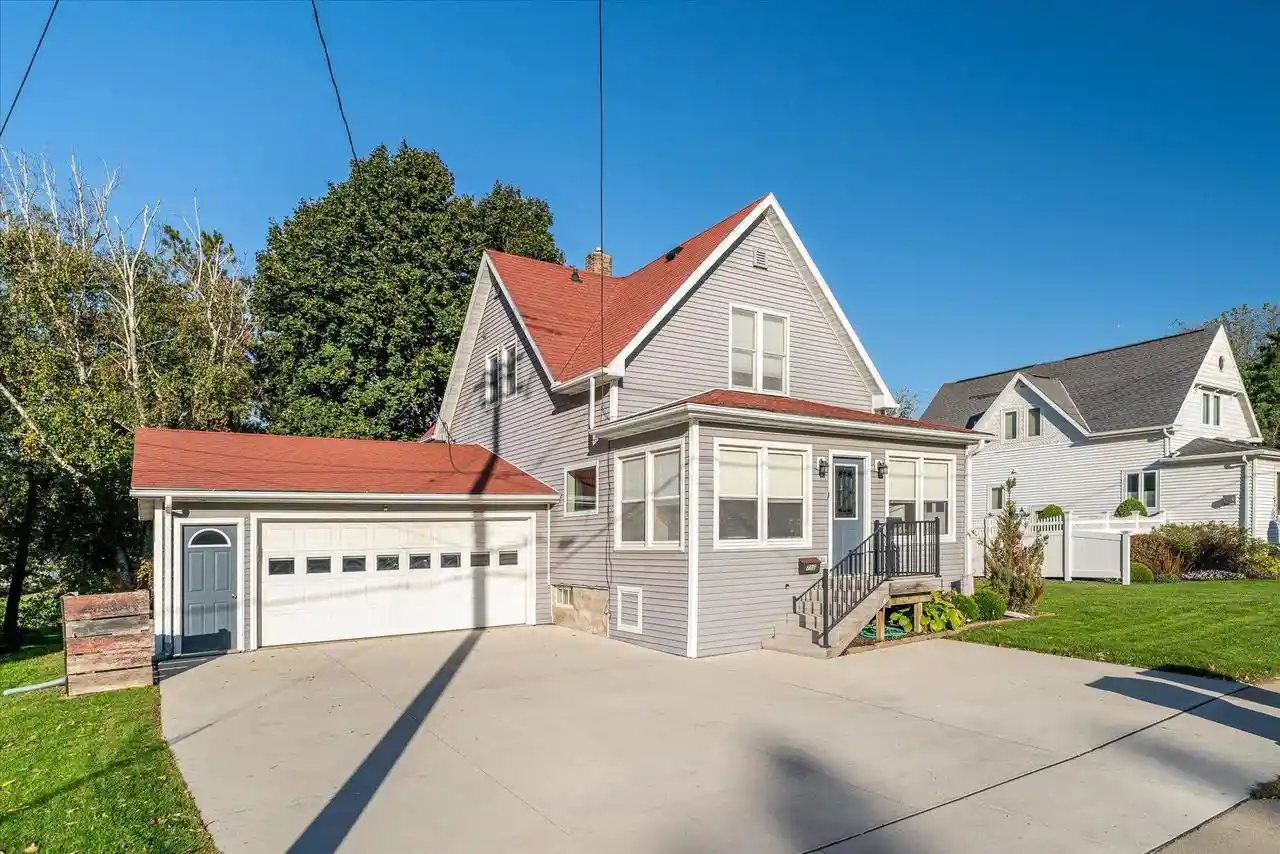 Single family home for sale at 710 S Main St, Viroqua, WI 54665 | MLS# 1984092