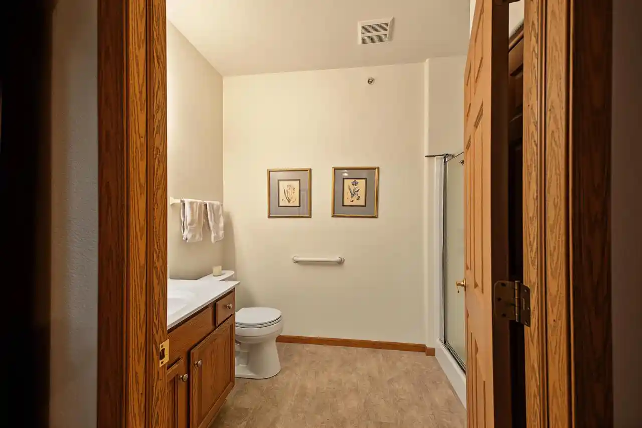 Listing Photo 5 - Condo for sale in building located at 4225 E Taylor Harbor, Mount Pleasant, WI 53403 - Unit #7