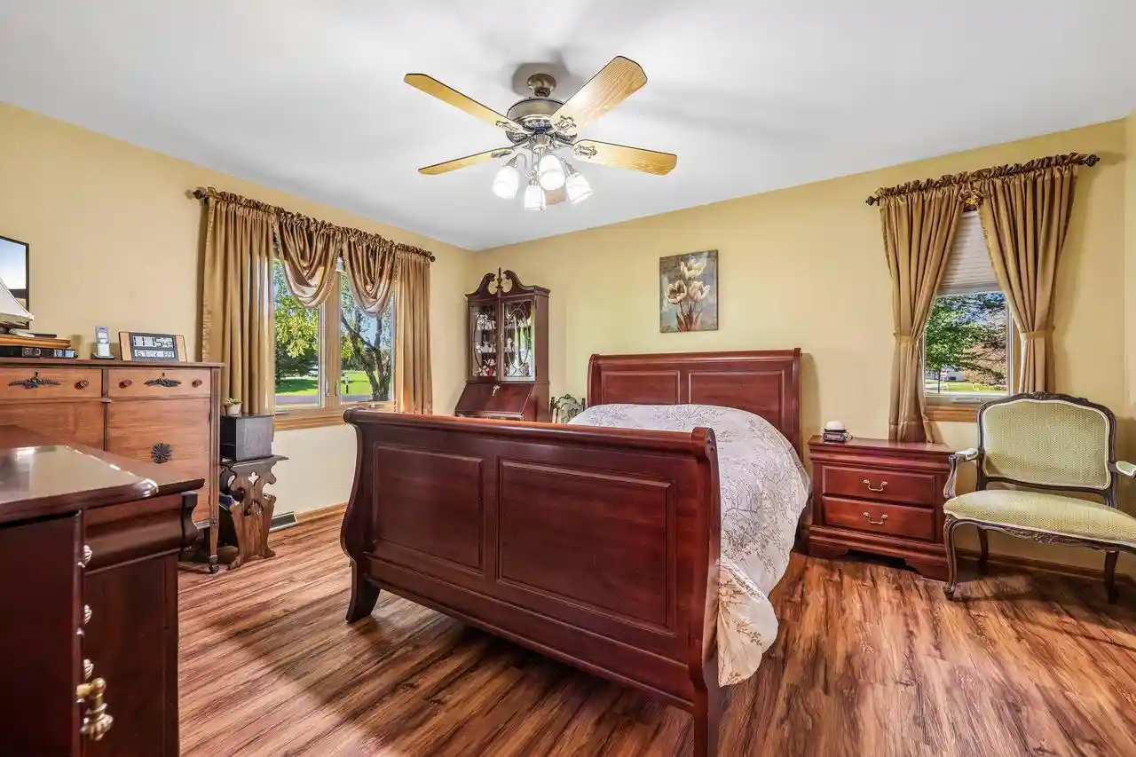 Photo 2 of Single family home for sale at 7209 Whippoorwill Ct, Waterford, WI 53185 | MLS# 1984098 | Listing updated on 2026-10-09