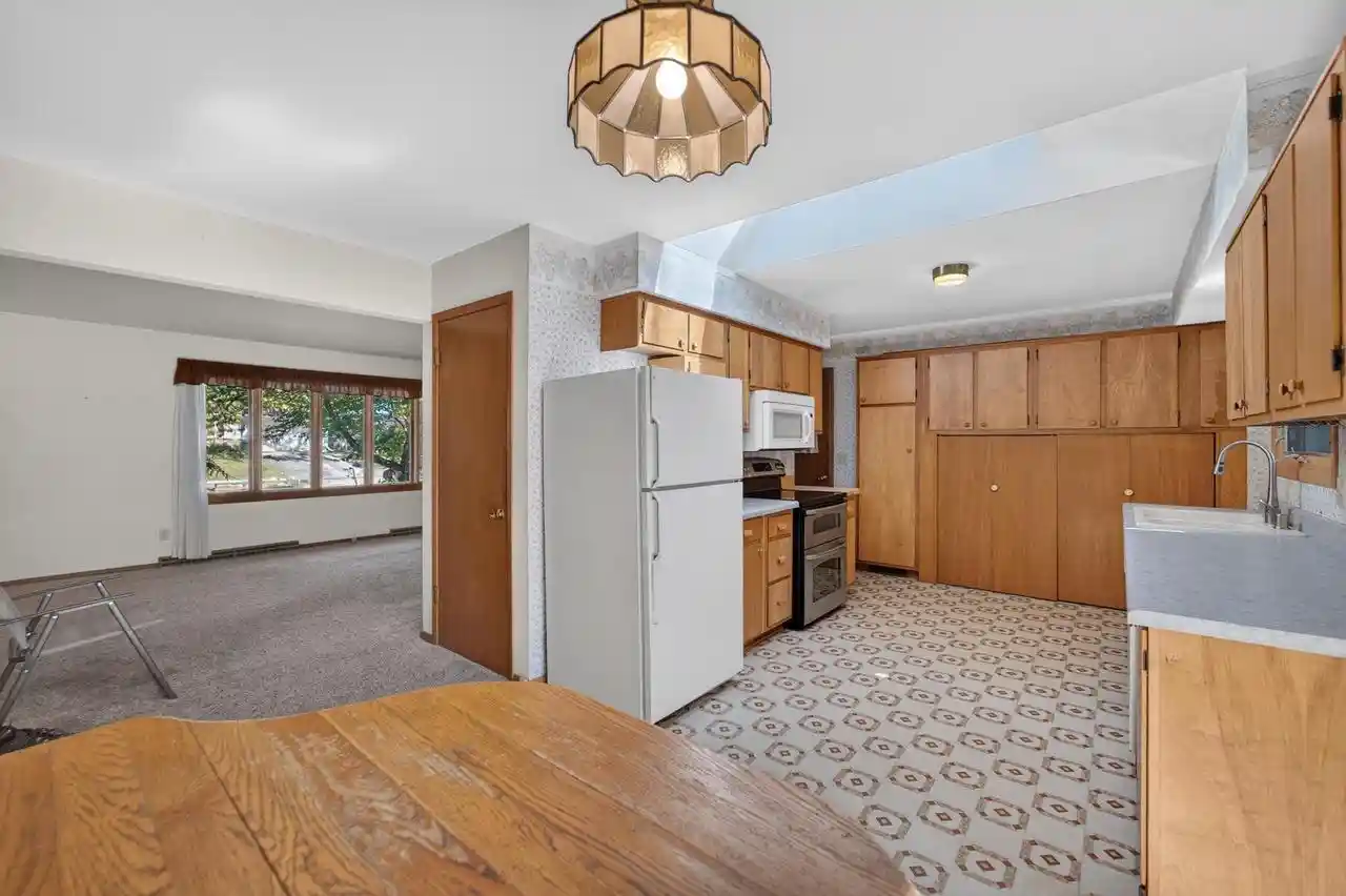 Photo 1 of Single family home for sale at 372 E Lincoln St, Oregon, WI 53575 | MLS# 2034340 | Listing updated on 2026-10-14