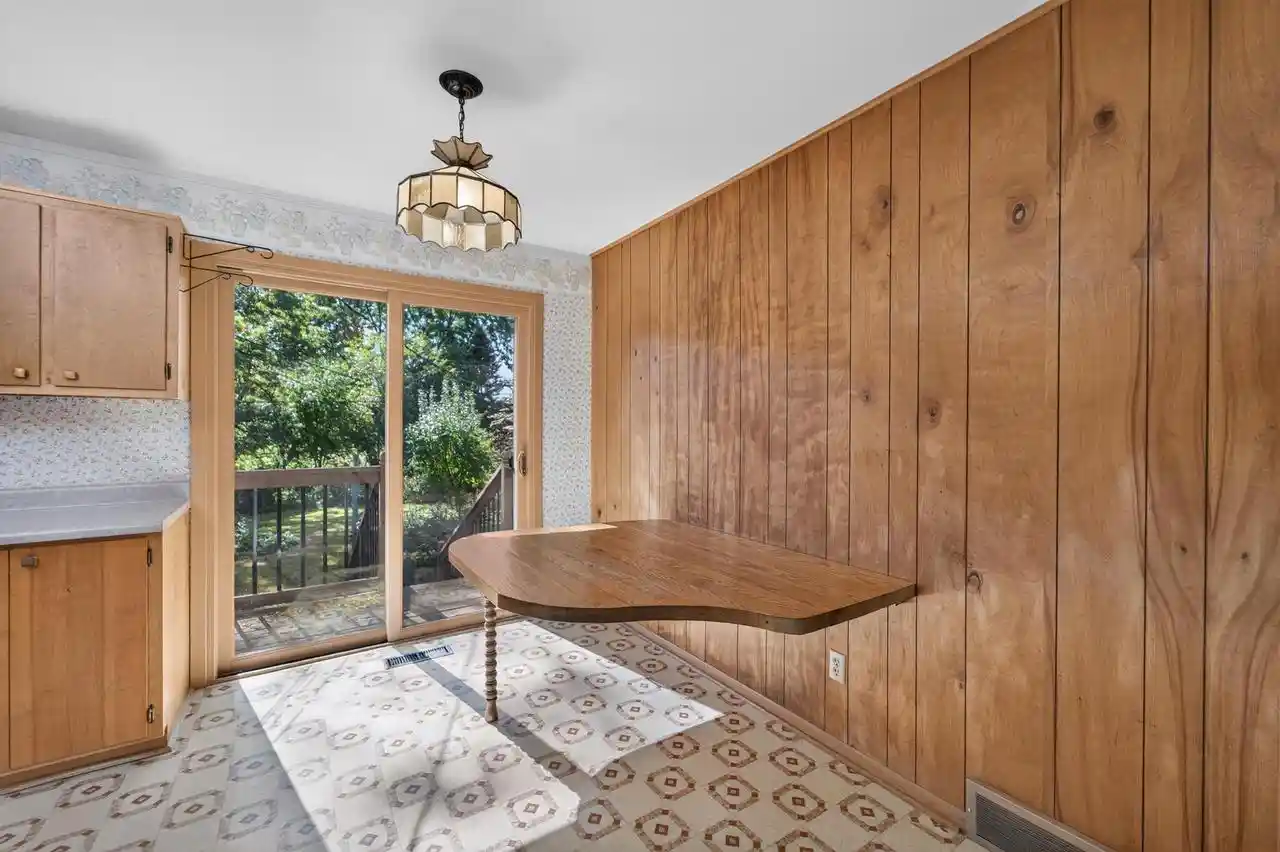 Photo 3 of Single family home for sale at 372 E Lincoln St, Oregon, WI 53575 | MLS# 2034340 | Listing updated on 2026-10-14