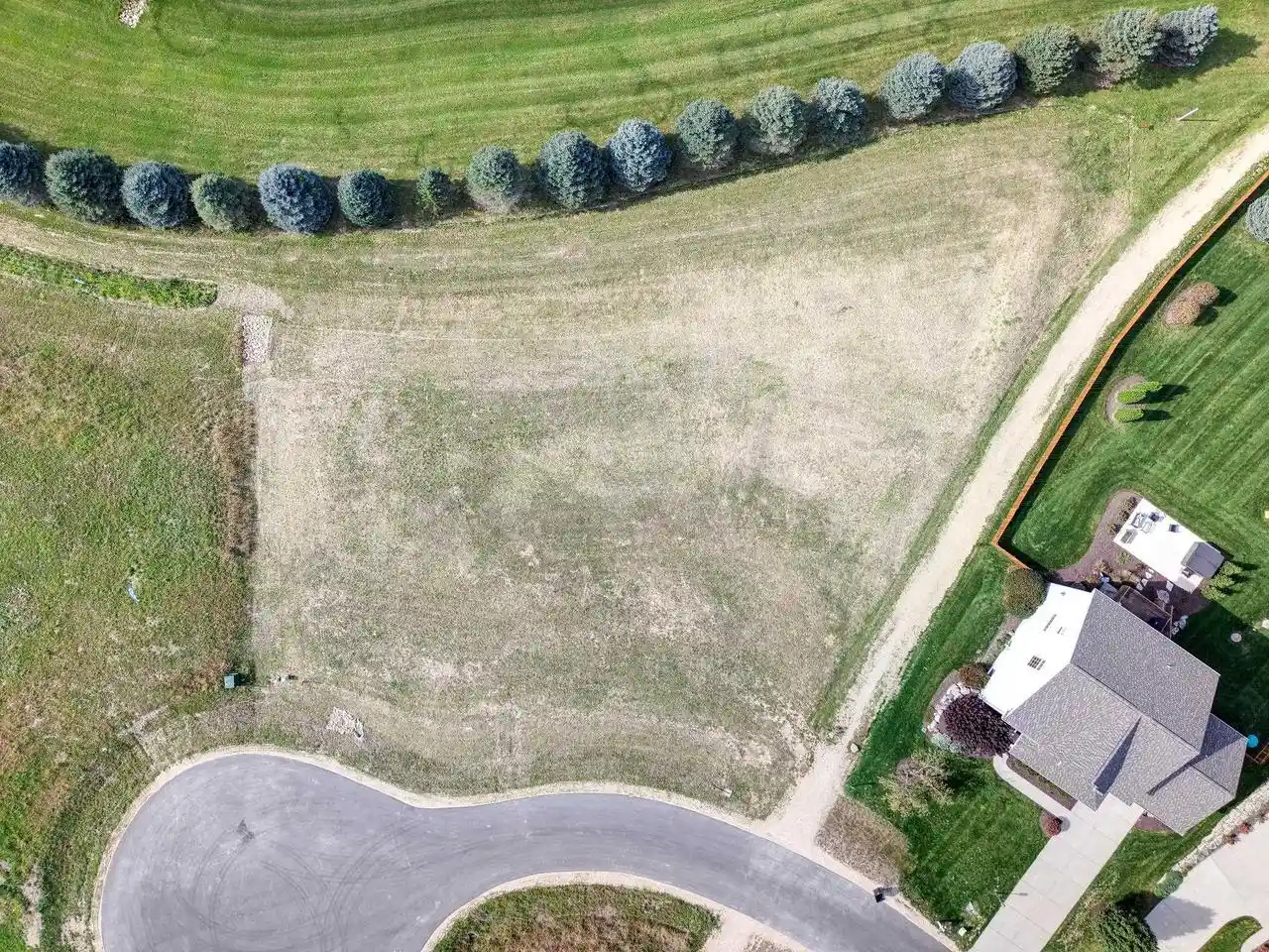 Photo 1 of Land for sale at Lot 1 Bellvine Ct, Verona, WI 53593 | MLS# 2034344 | Listing updated on 2026-10-17