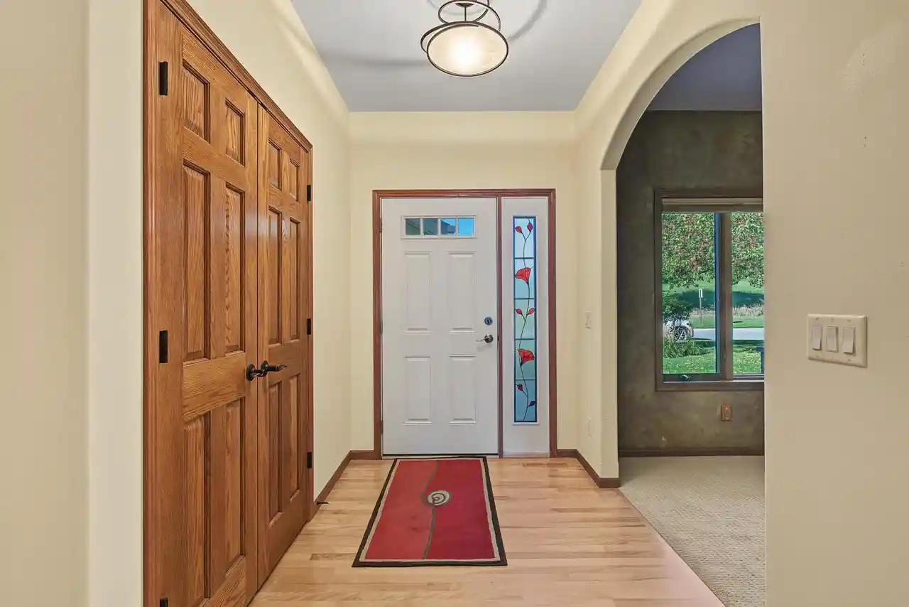 Photo 2 of Condo for sale at 424 French Rd, Onalaska, WI 54650 | MLS# 1984106 | Listing updated on 2026-10-09