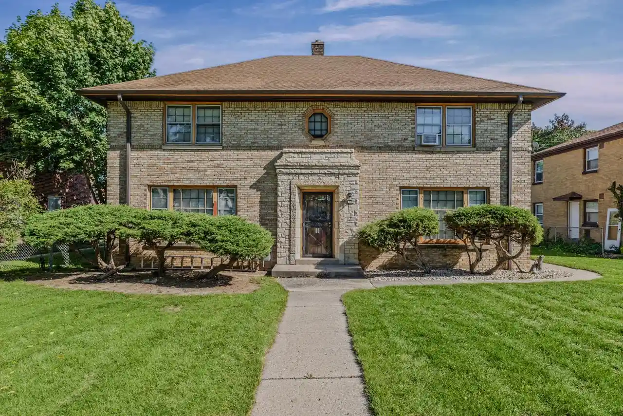 Multi family home for sale at 4180 N 19th Place, Milwaukee, WI 53209 | MLS# 1984109
