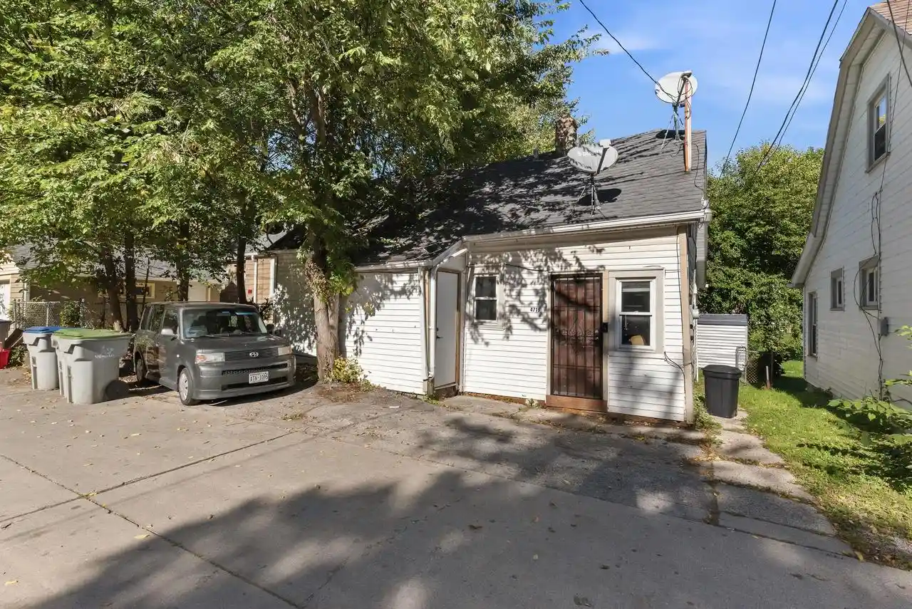 Photo 4 of Single family home for sale at 4719 W Fond Du Lac Ave, Milwaukee, WI 53216 | MLS# 1984115 | Listing updated on 2026-10-09