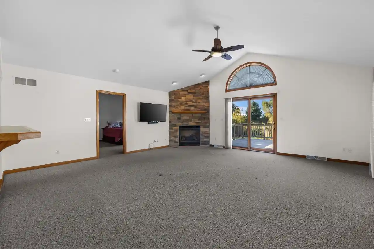 Photo 2 of Condo for sale at N161w18939 Oakland Dr, Jackson, WI 53037 | MLS# 1984113 | Listing updated on 2026-10-13