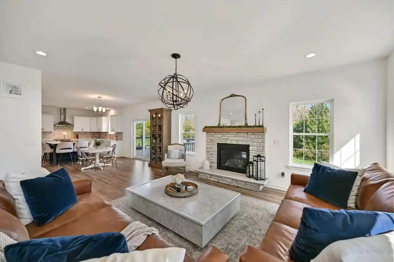 Photo 2 of Single family home for sale at 8460 S Nighthawk Trl, Oak Creek, WI 53154 | MLS# 1984124 | Listing updated on 2026-10-10