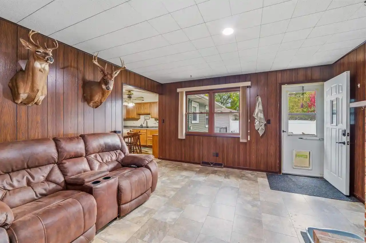 Photo 2 of Single family home for sale at 1120 E Circle Dr, Beaver Dam, WI 53916 | MLS# 2034352 | Listing updated on 2026-10-10
