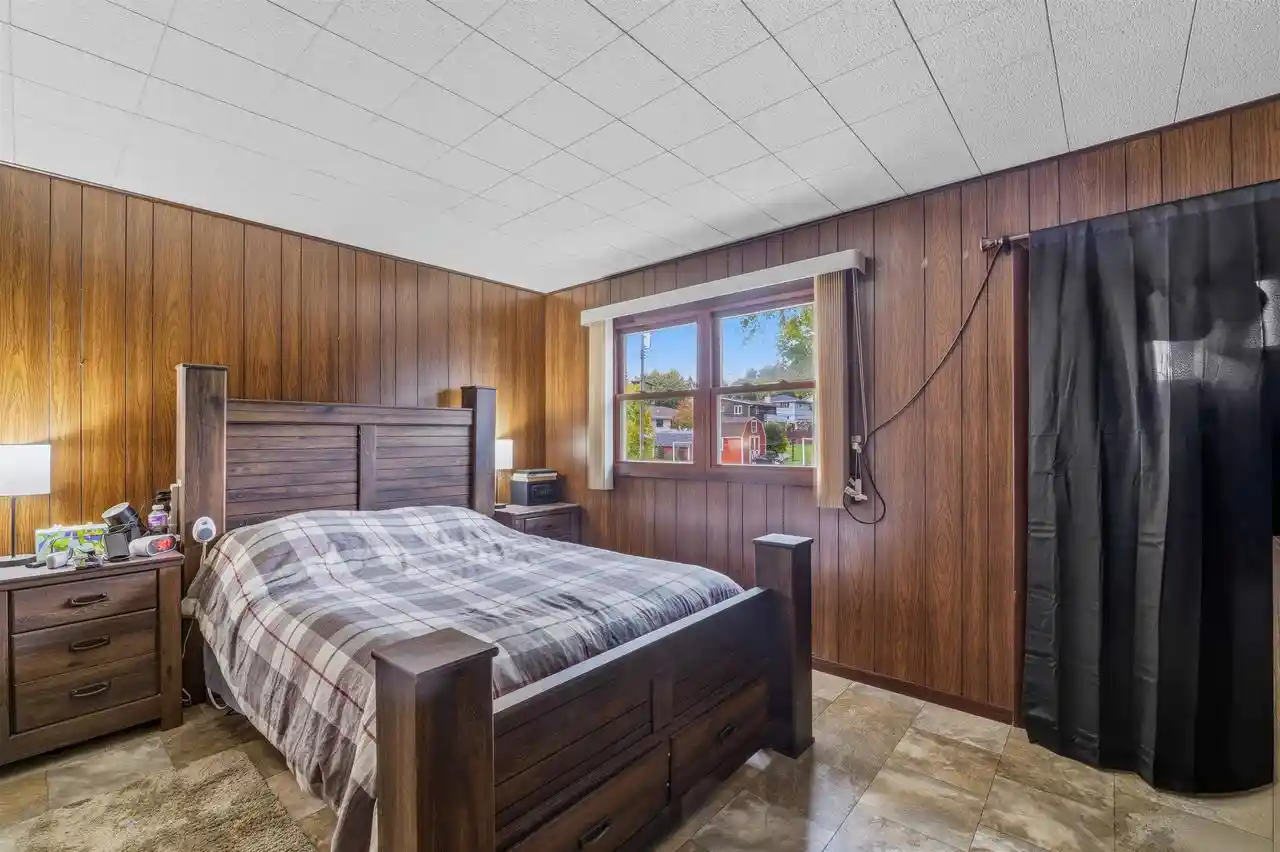 Photo 3 of Single family home for sale at 1120 E Circle Dr, Beaver Dam, WI 53916 | MLS# 2034352 | Listing updated on 2026-10-10
