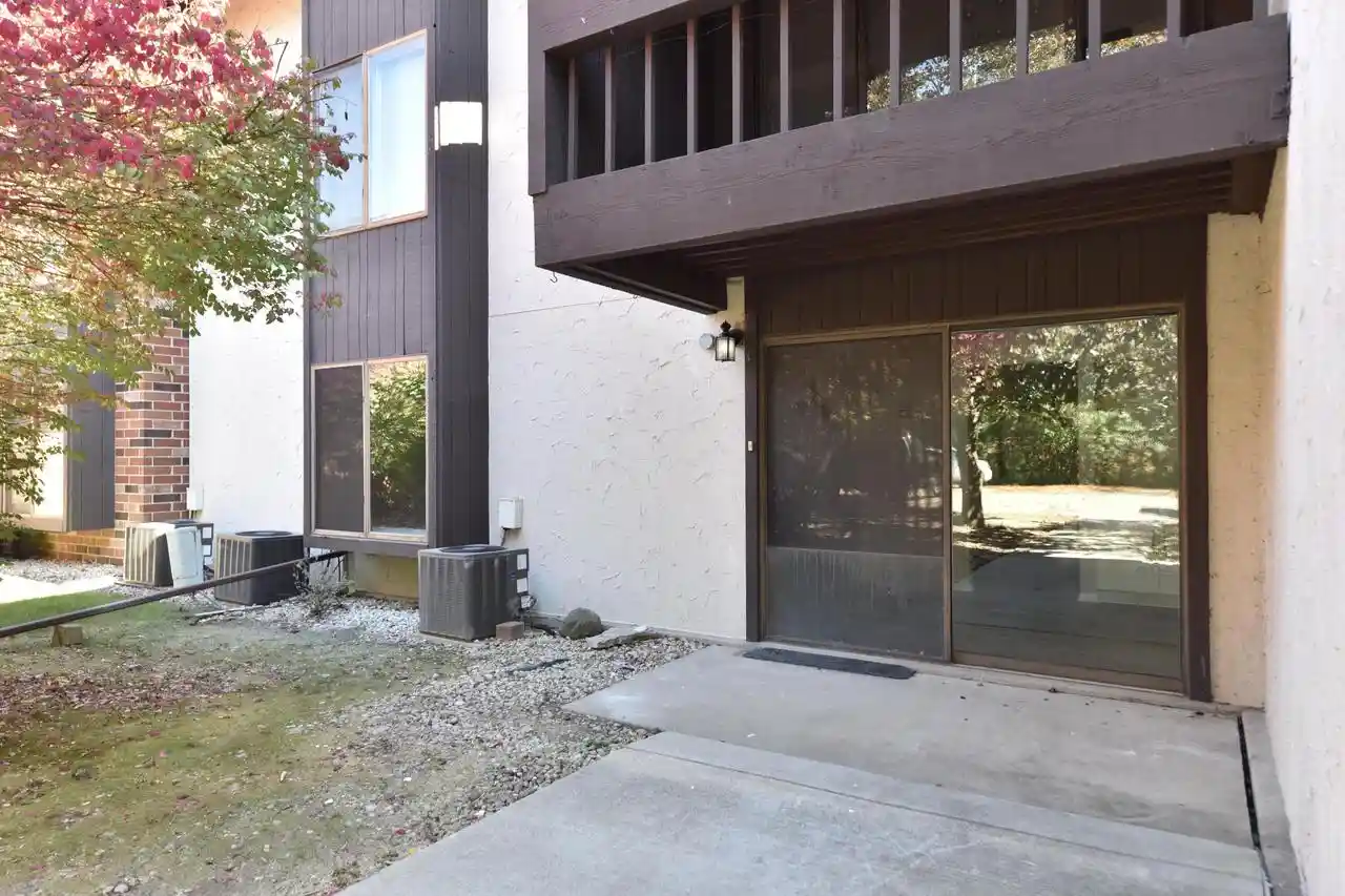 Photo 4 of Condo for sale at 2450 W Good Hope Rd #49, Glendale, WI 53209 | MLS# 1984133 | Listing updated on 2026-10-09