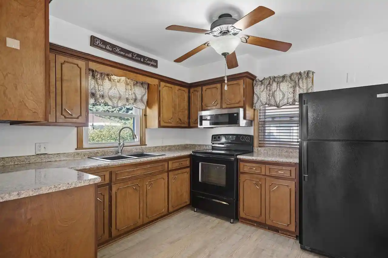 Photo 1 of Single family home for sale at 4106 23rd Avenue, Kenosha, WI 53140 | MLS# 1984135 | Listing updated on 2026-10-09