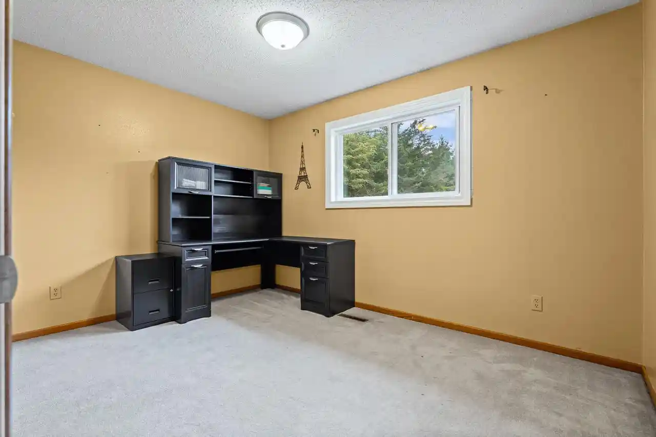 Photo 3 of Single family home for sale at W6690 Reef Rd, Onalaska, WI 54650 | MLS# 1984137 | Listing updated on 2026-10-09