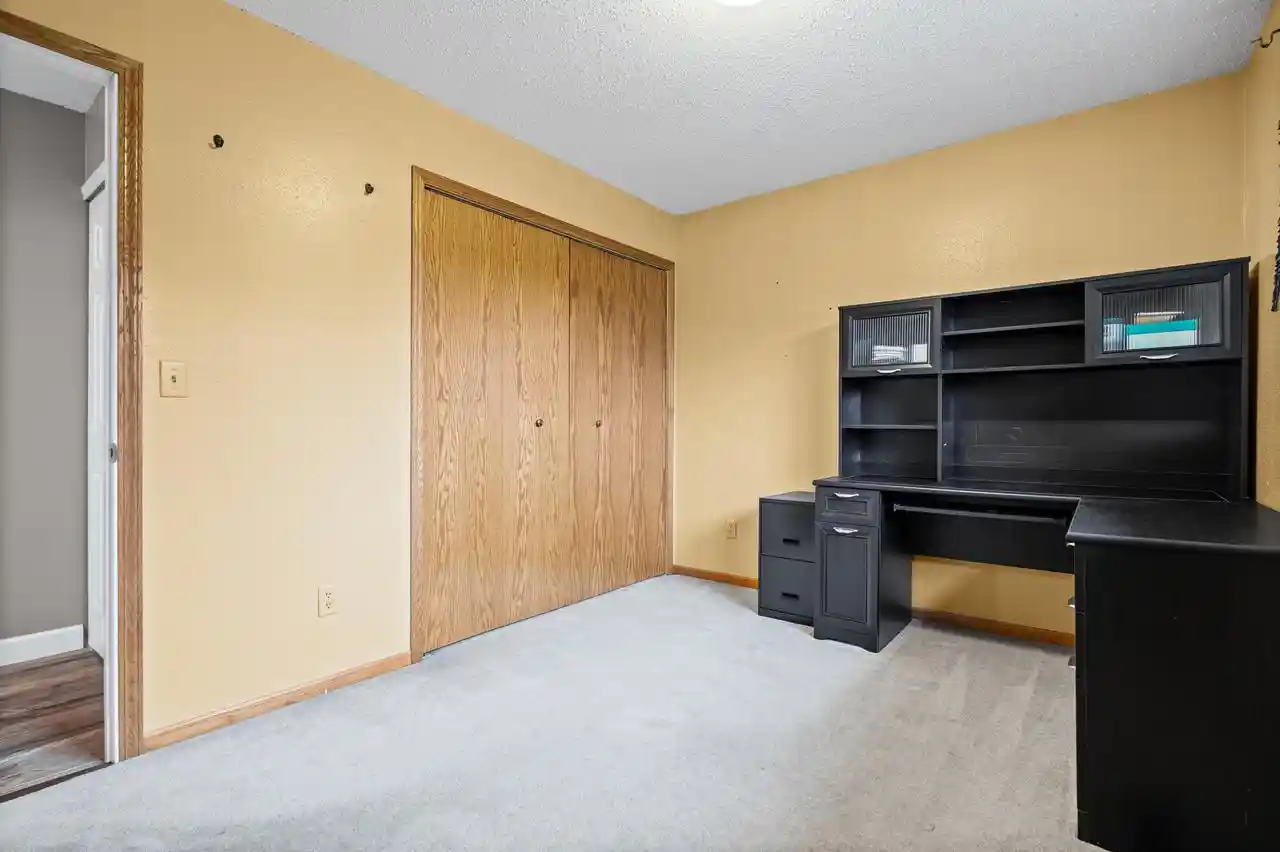 Photo 4 of Single family home for sale at W6690 Reef Rd, Onalaska, WI 54650 | MLS# 1984137 | Listing updated on 2026-10-09