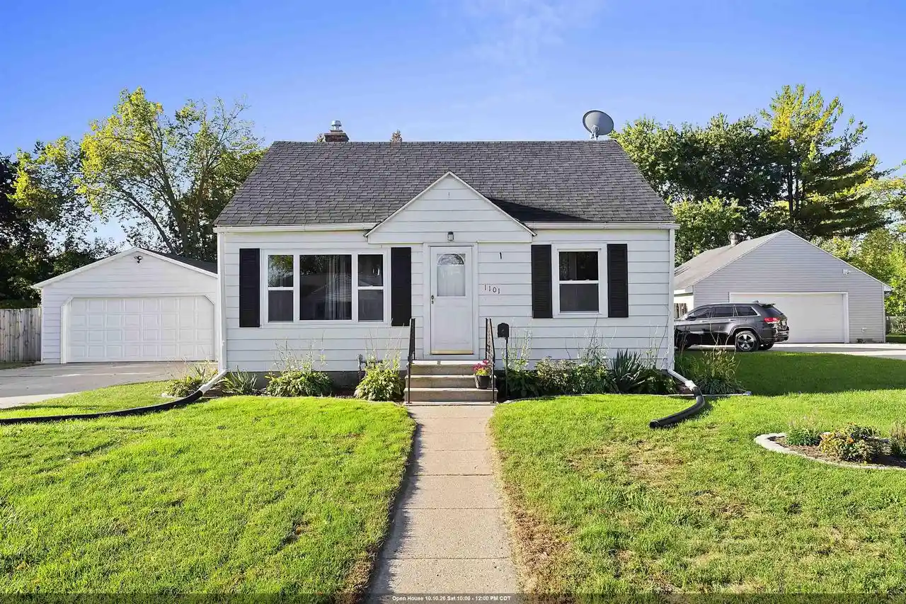 Photo 1 of Single family home for sale at 1101 9th Street, Green Bay, WI 54304 | MLS# 50334048 | Listing updated on 2026-10-09