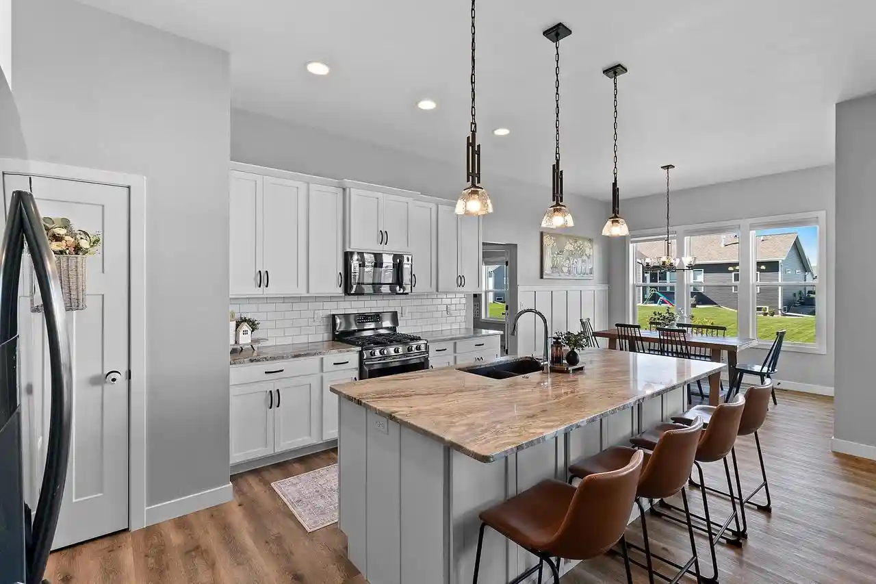 Photo 2 of Single family home for sale at 2985 E Bluetopaz Dr, Appleton, WI 54913 | MLS# 50334058 | Listing updated on 2026-10-09