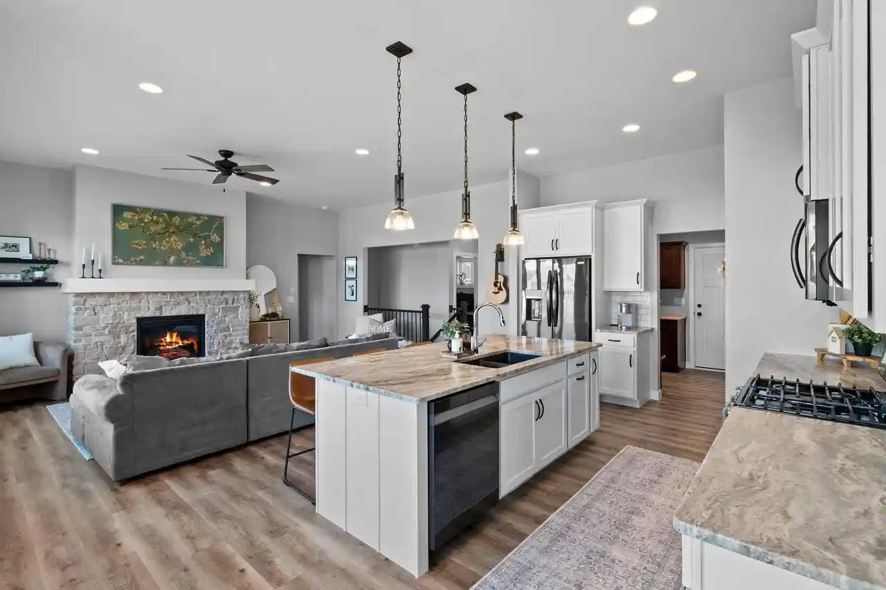 Photo 3 of Single family home for sale at 2985 E Bluetopaz Dr, Appleton, WI 54913 | MLS# 50334058 | Listing updated on 2026-10-09